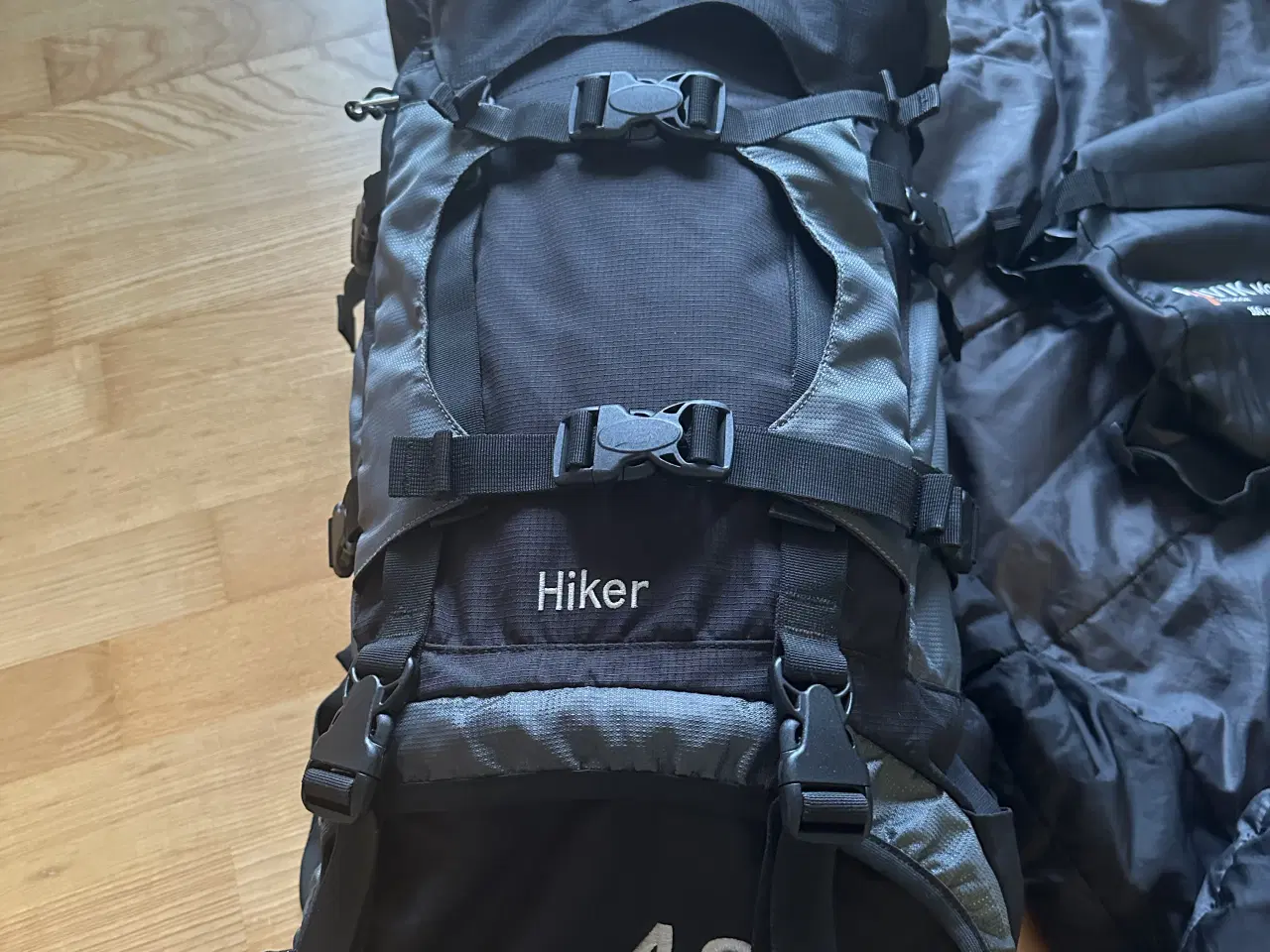 Billede 3 - Asivik Hiker40 rygtaske og Asivik Montana sovepose