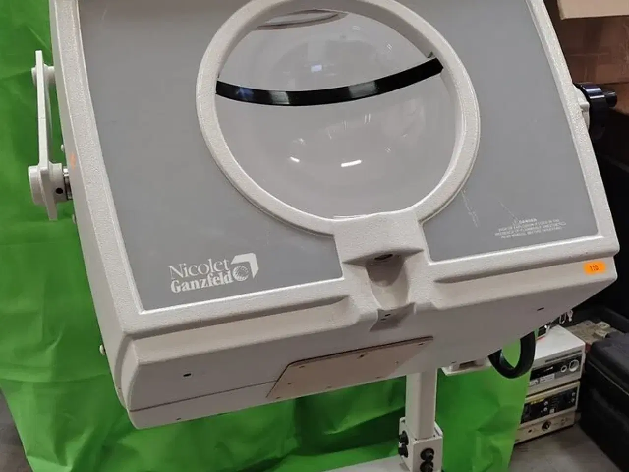 Billede 1 - Field Analyzer  NICOLET Ganzfeld