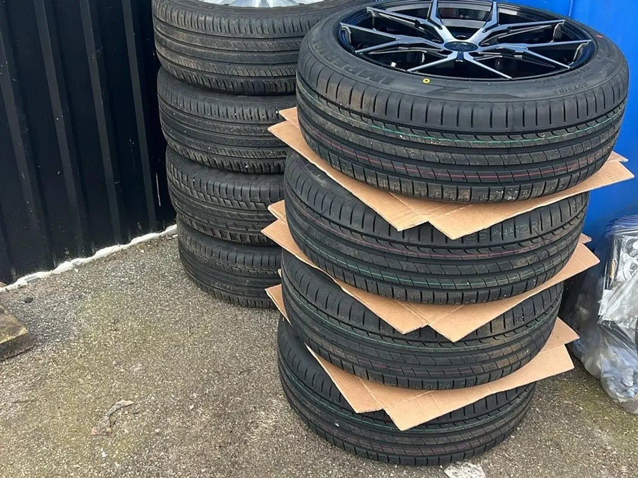 Billede 7 - Fælge med dæk som ny