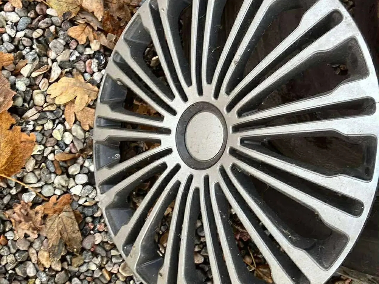 Billede 5 - Vinterhjul 195/65 15 fra peugeot 308 årg 2013