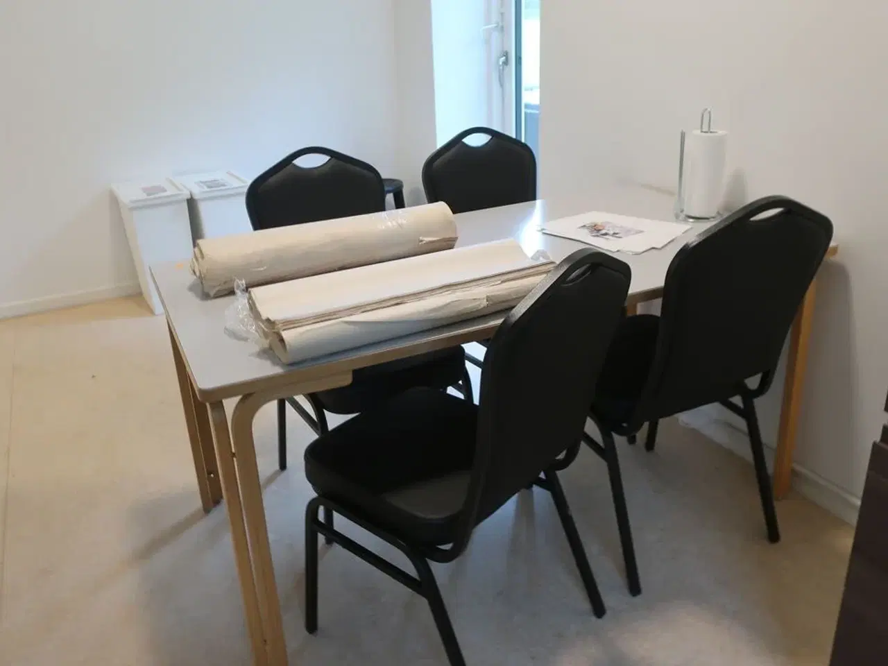 Billede 3 - Bord med stole