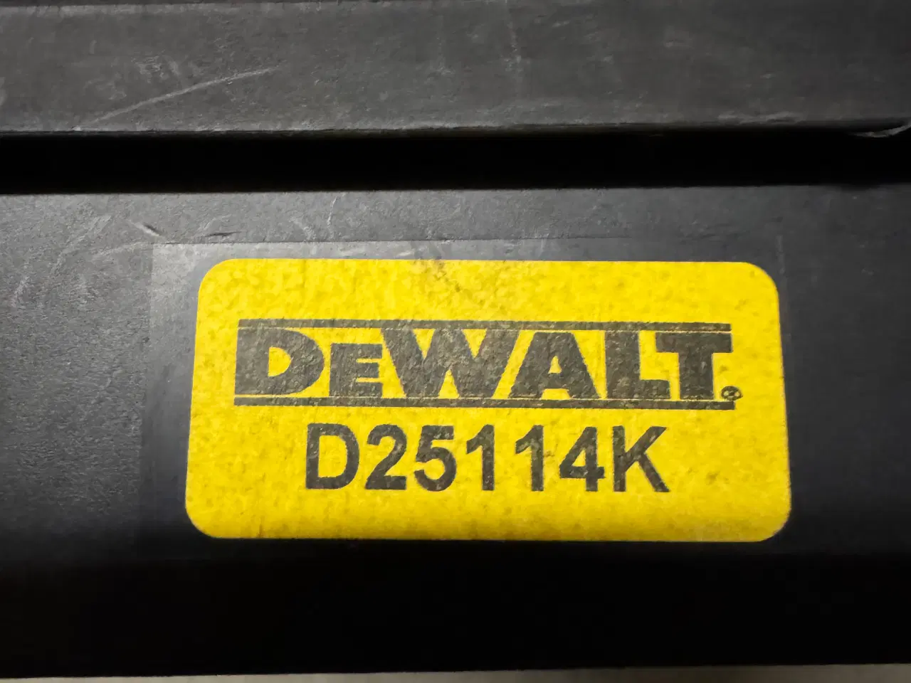 Billede 8 - DEWALT D25114K slagboremaskinen