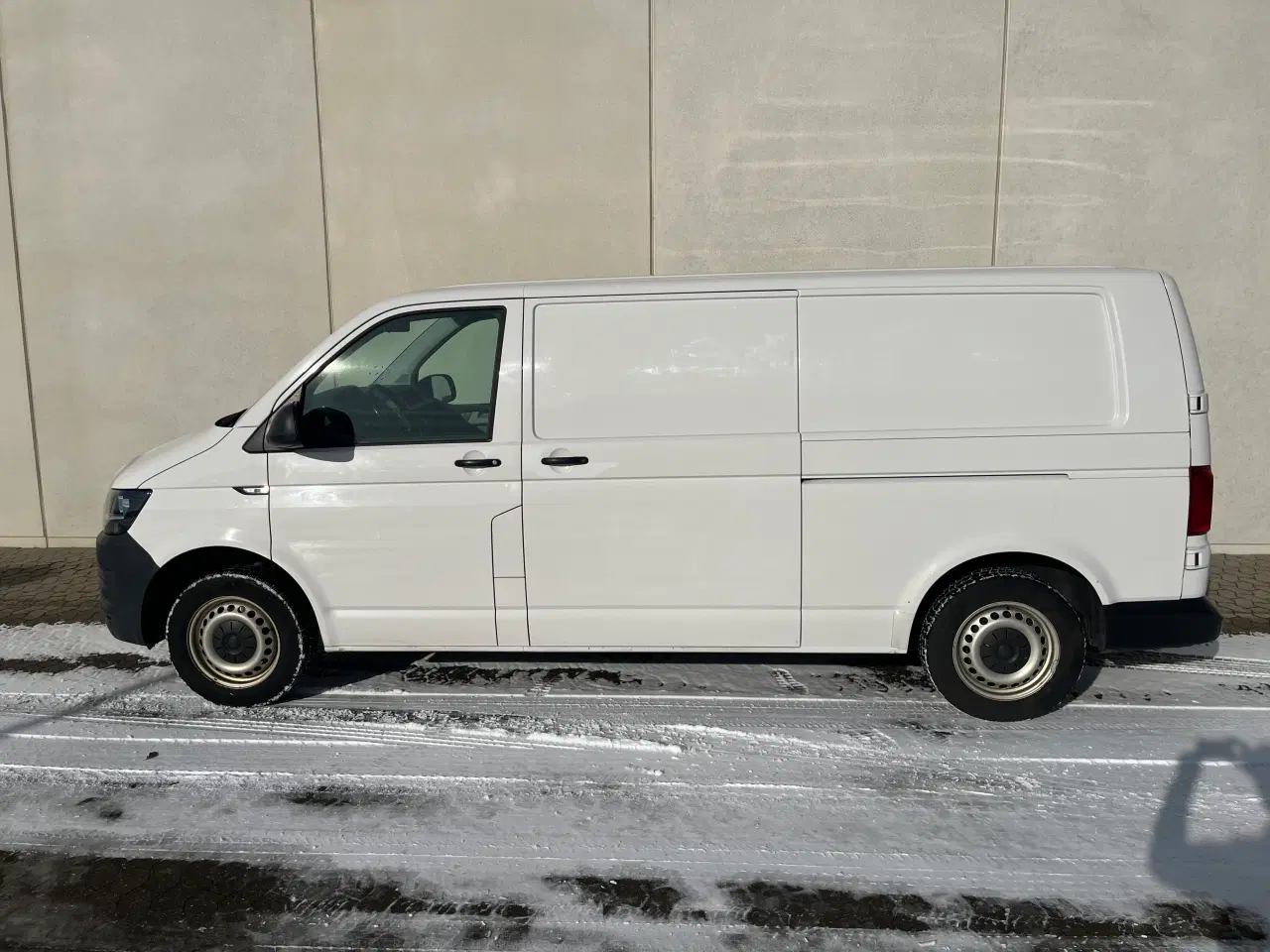 Billede 7 - VW Transporter med skydedøre i begge sider