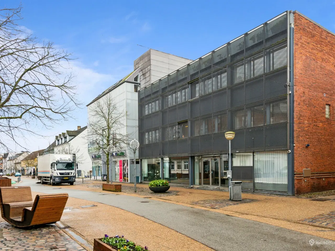 Billede 2 - Centralt beliggende kontorlejemål i hjertet af Hjørring