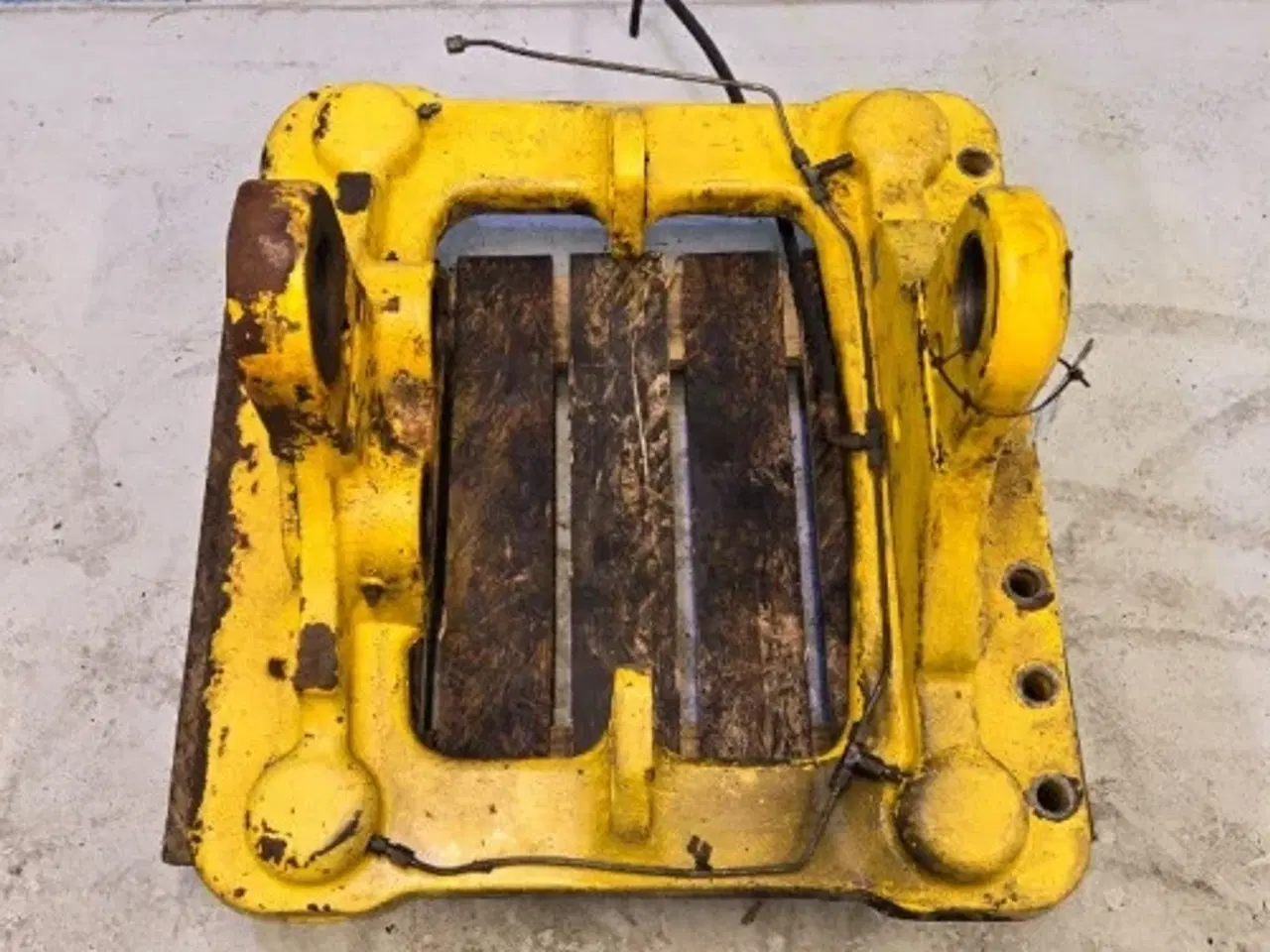 Billede 7 - New Holland LB115B Beslag 87356803