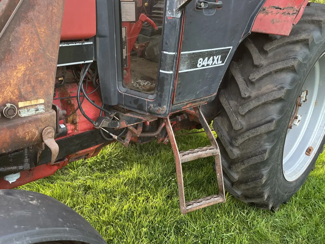 Billede 7 - Case ih 844 xl. Med frontlæsser 