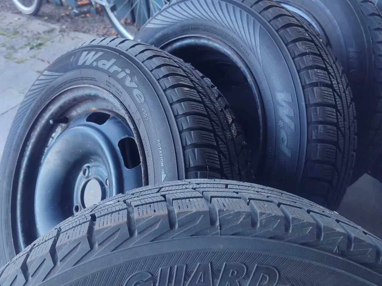 Billede 1 - Vinterdæk på stålfælge 