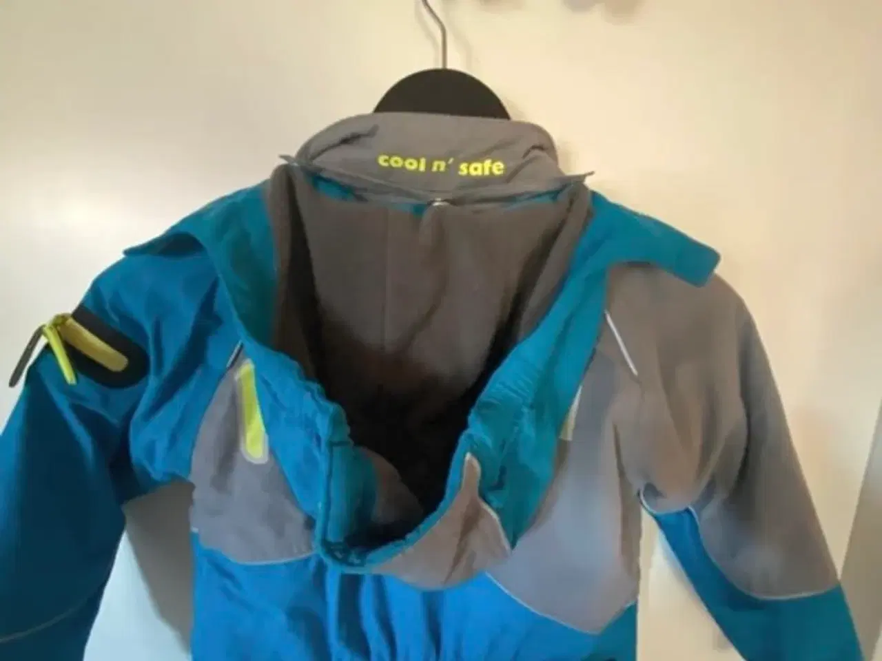 Billede 12 - Koin flyverdragt str 3/4 år