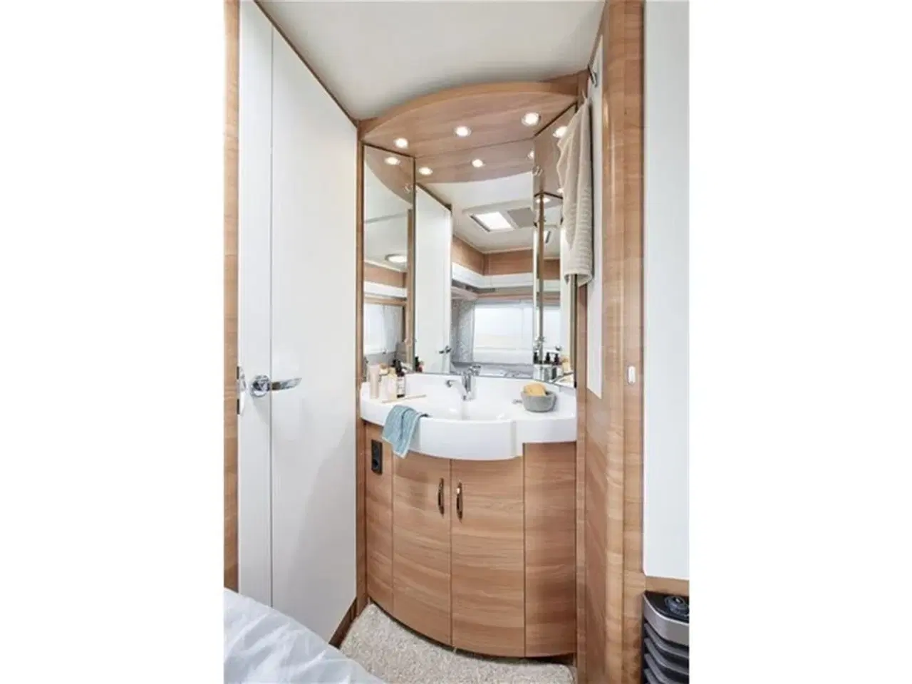 Billede 5 - 2025 - Hobby De Luxe 400 SFE