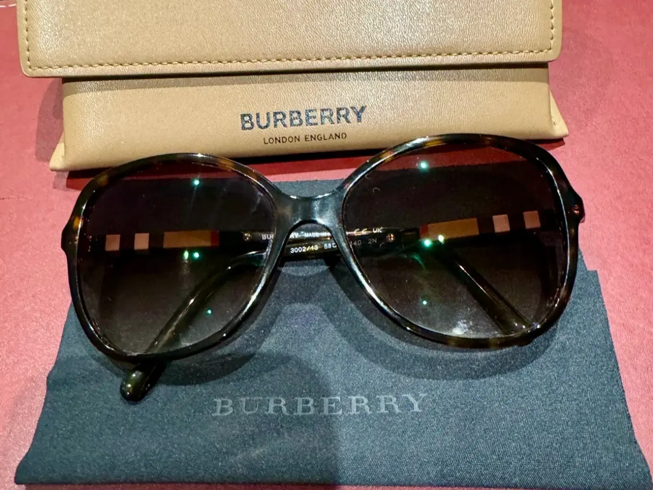 Billede 4 - Burberry solbriller 