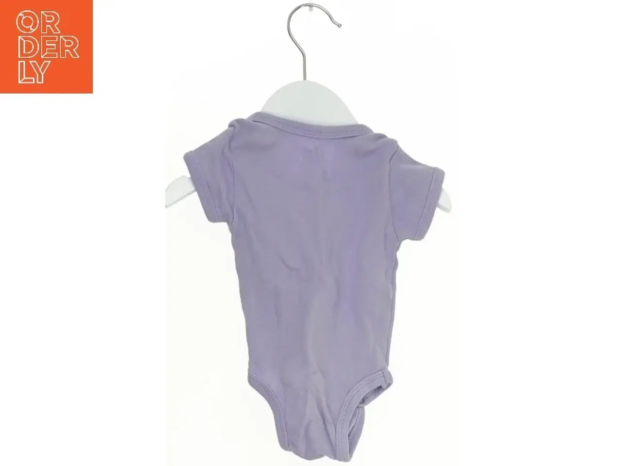 Billede 2 - Lilla bodystocking til baby fra Mads & Mette (str. 50)