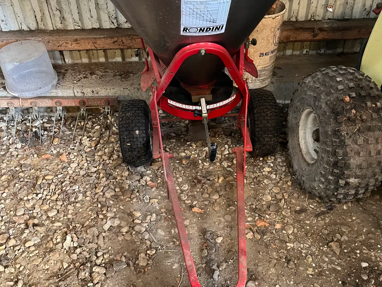 Billede 1 - Rondini gødningspreder