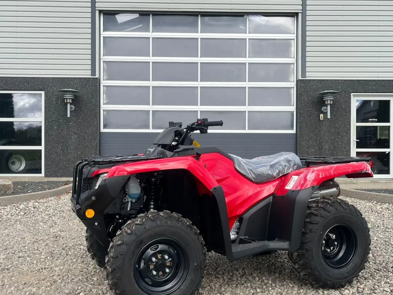 Billede 1 - Honda TRX 420 FE Vi har altid et stort lager af nye Honda ATV, så der er også en til dig.