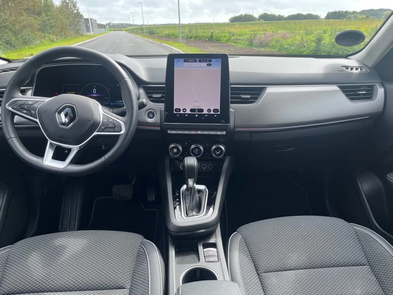 Billede 11 - FLOT VELHOLD RENAULT ARKANA HYBRID MED FDM GARANTI