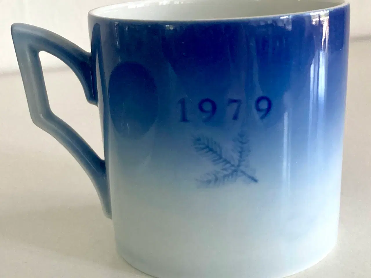 Billede 3 - Royal Copenhagen Julekop 1979