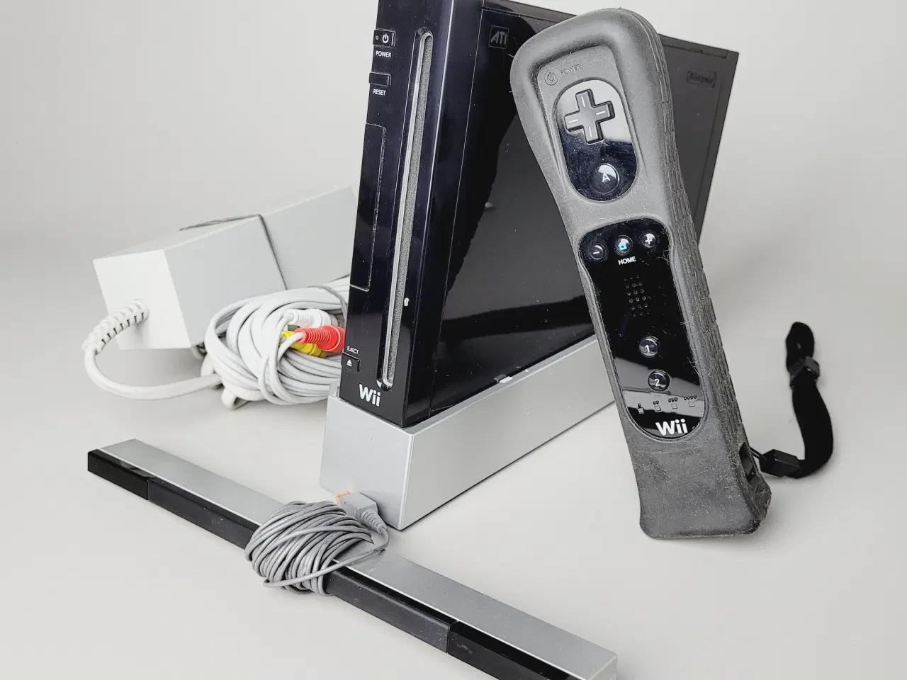 Billede 1 - ⭐️· 🎮 Nintendo Wii konsol, sort, med tilbehør 