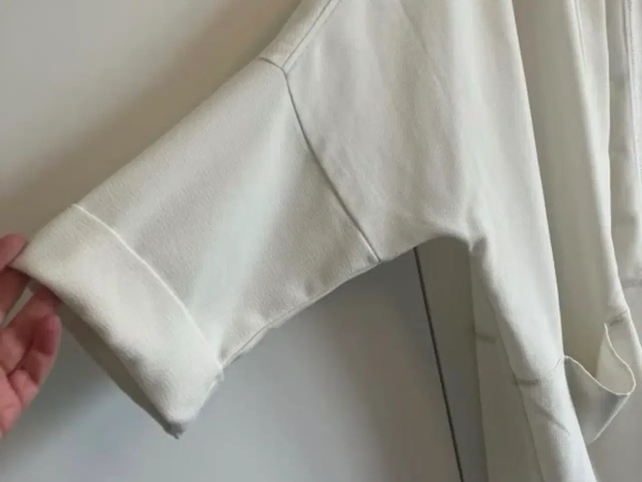 Billede 3 - Hvid oversized cardigan