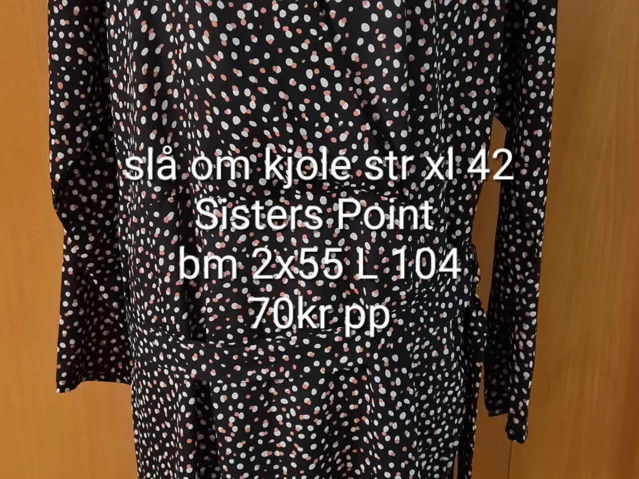 Billede 2 - Slå om kjole str xl 42 Sisters point 