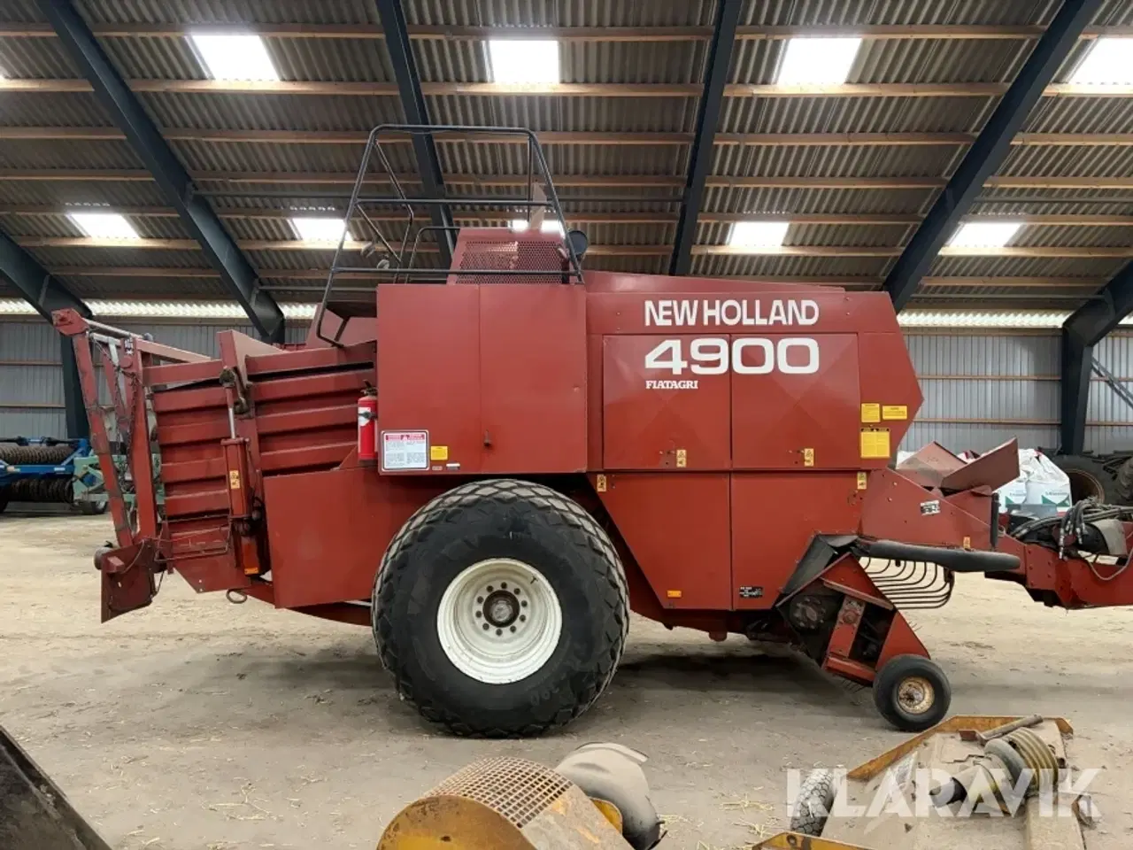 Billede 7 - Bigballe presser New Holland 4900 med snitter