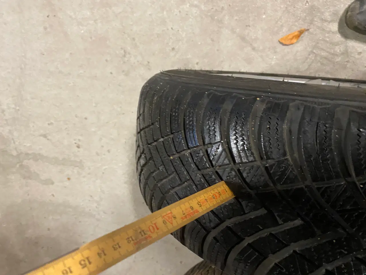 Billede 5 - Alufælge med vinterdæk