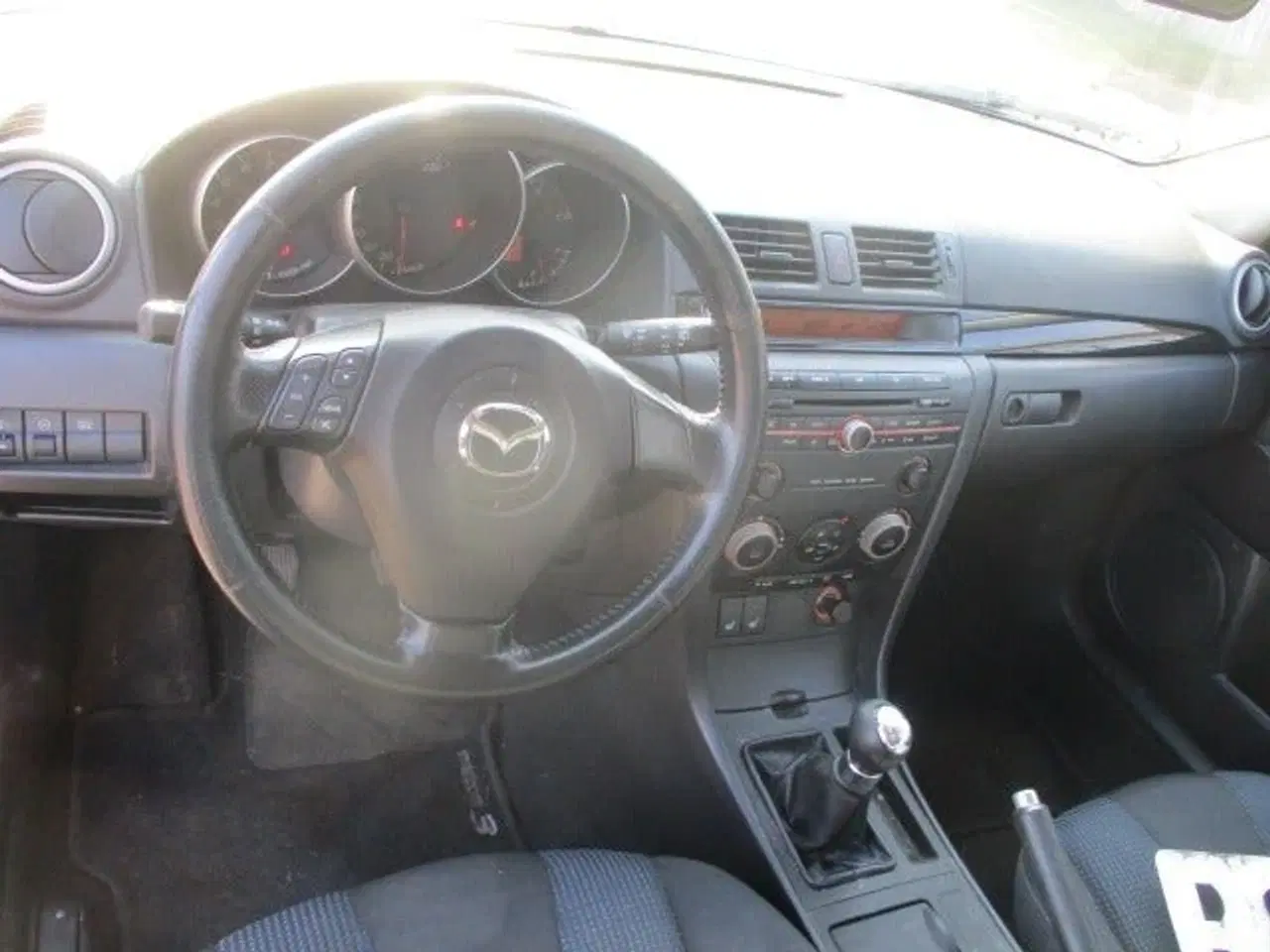 Billede 8 - Mazda 3 2,0 Sport