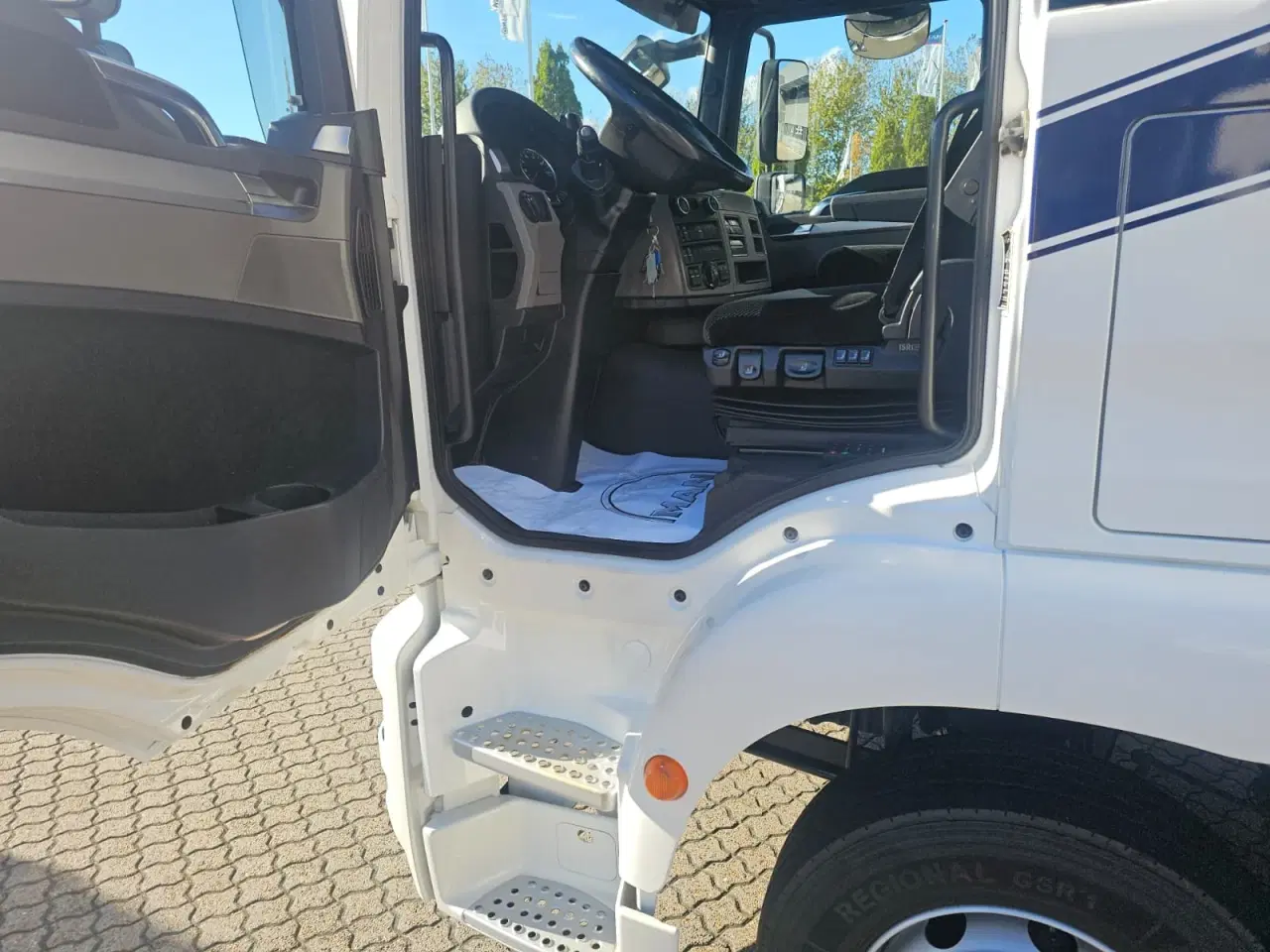 Billede 14 - MAN TGM 15.290, Lukket kasse