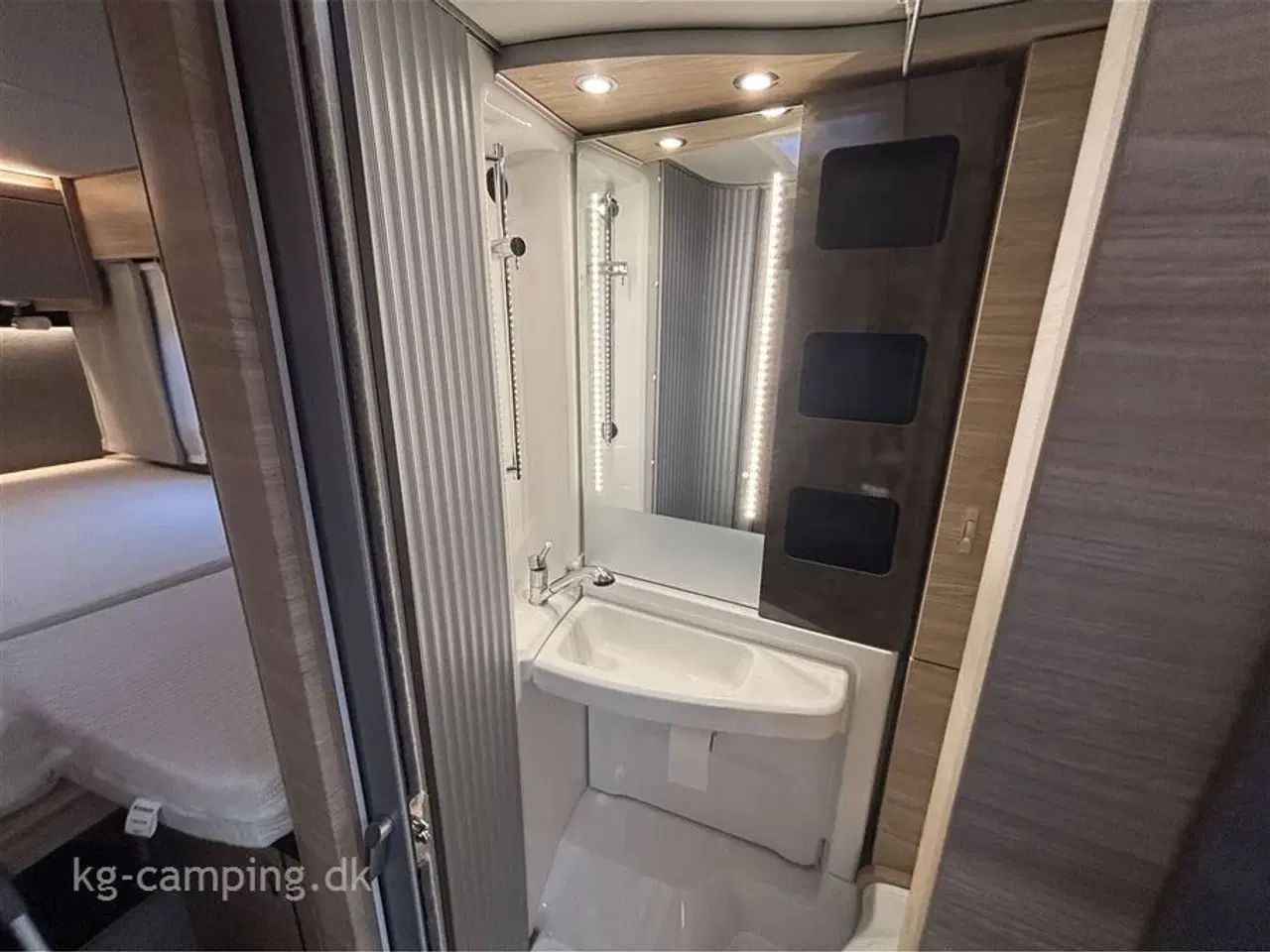 Billede 18 - 2023 - Knaus Van Ti Plus 650 MEG "VW" Platinum Selection   Kun 12.000 km – Masser af ekstraudstyr – Klar til hurtig levering!