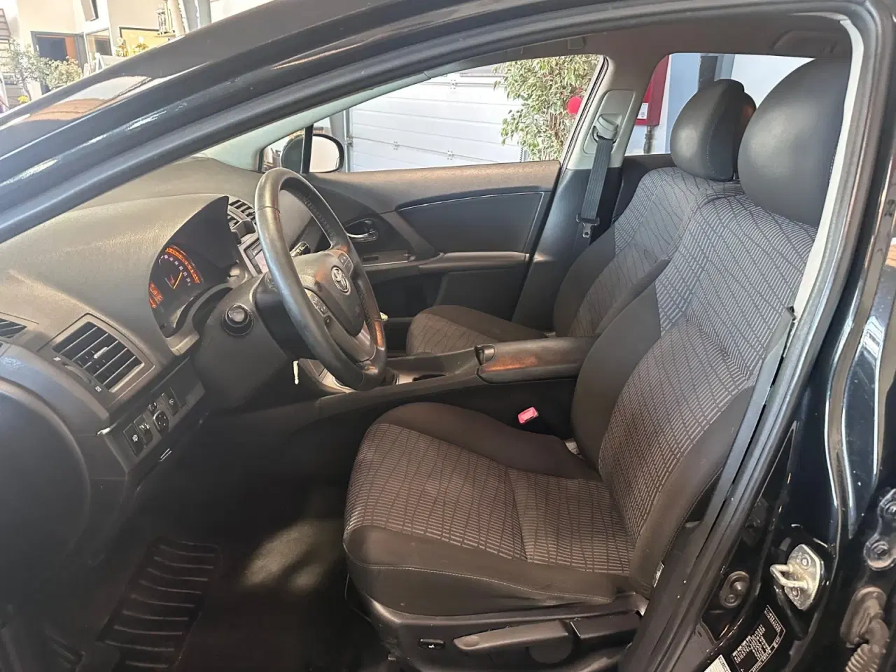 Billede 4 - Toyota Avensis 2,0 D-4D T2 stc.