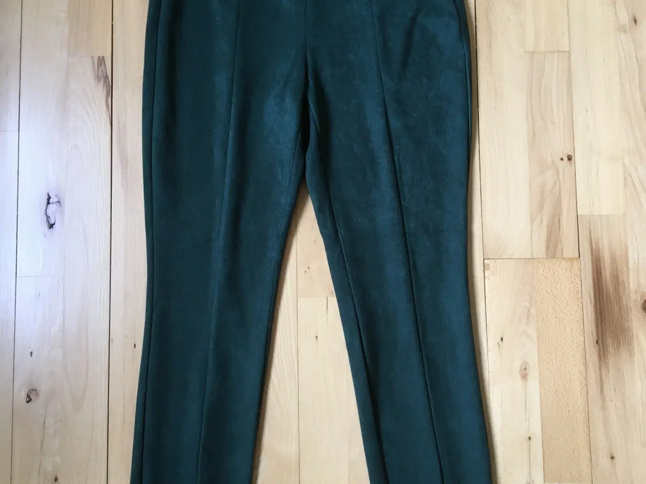 Billede 1 - Vero Moda skovgrønne leggings str. Large. Ubrugt/u