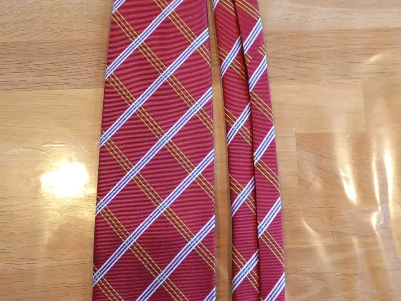 Billede 1 - Slips rød/bordeaux 