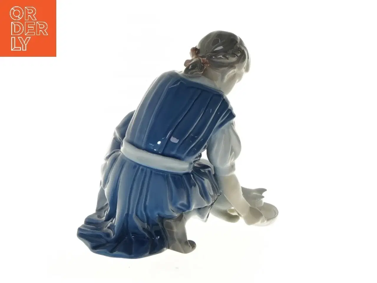 Billede 4 - Porcelænsfigur af pige og kat fra B&G (str. 15 cm)