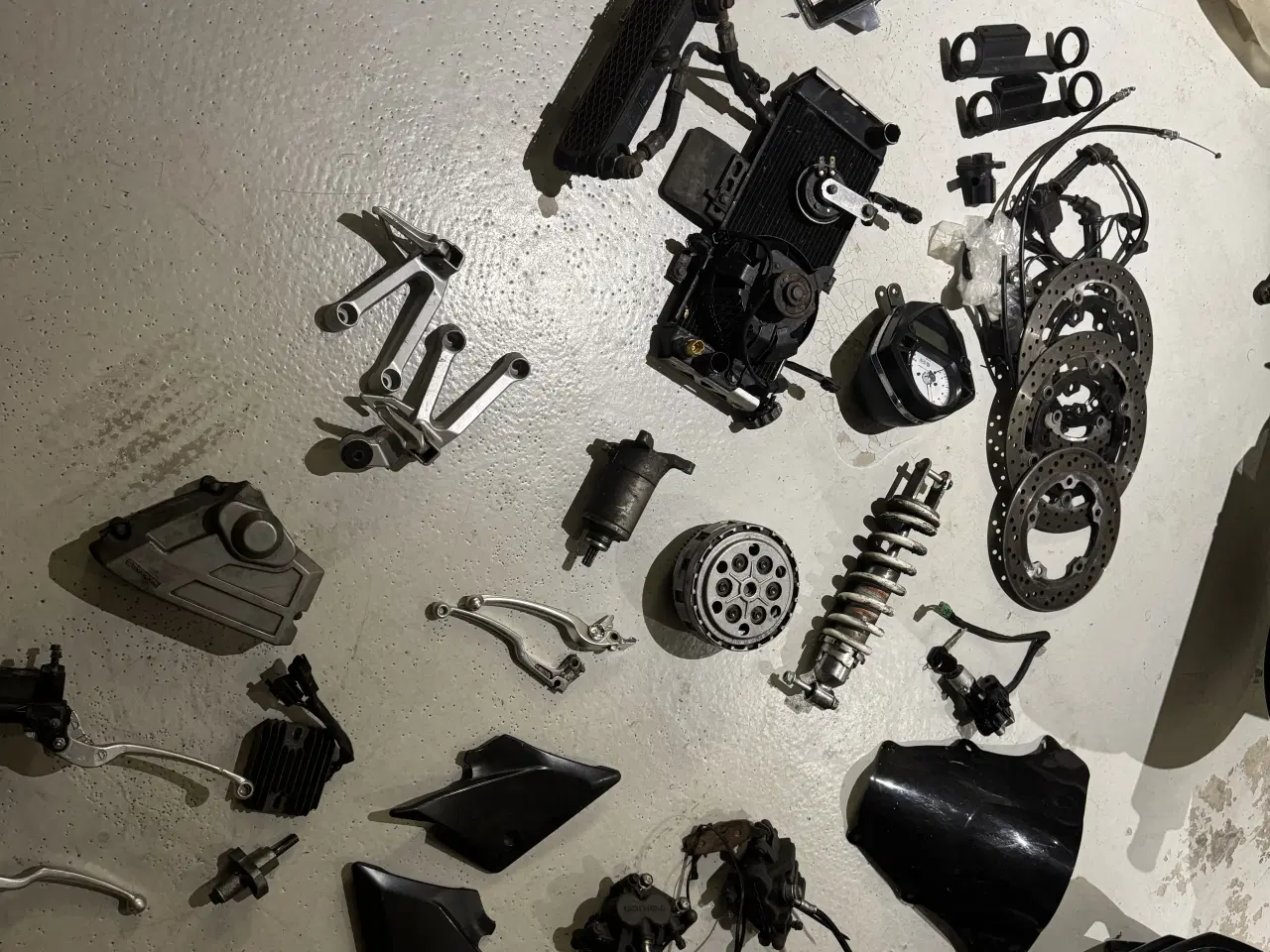 Billede 2 - Suzuki sv650 Reservedele 