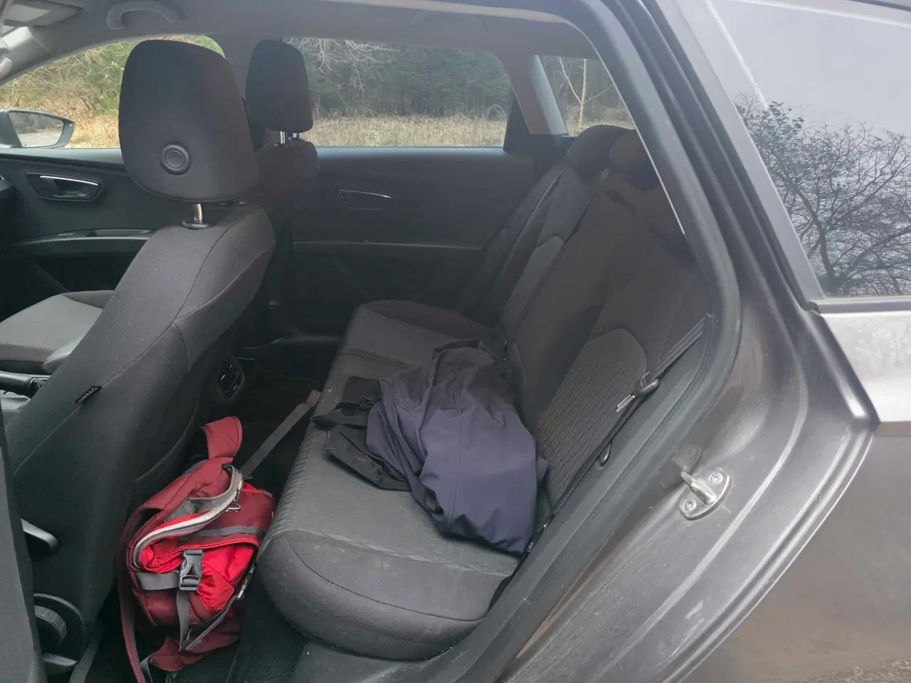 Billede 9 - Rummelig, økonomisk og med aut.gear. 