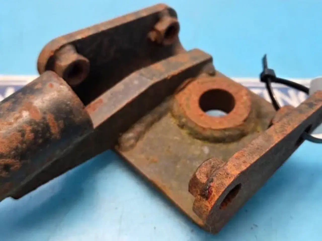 Billede 3 - Hesston 4700 Ophæng 700608525