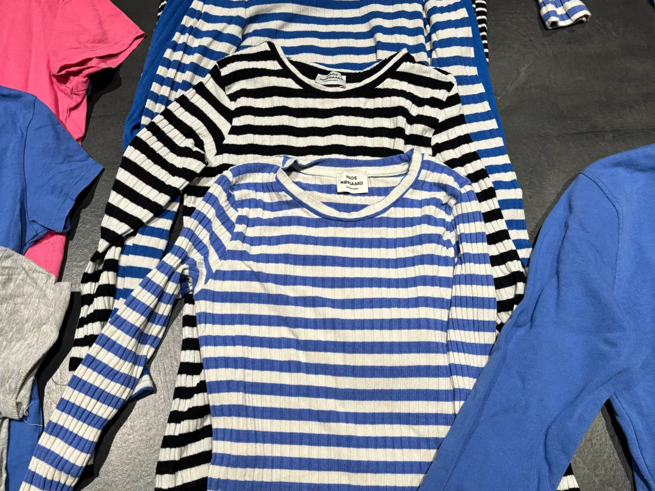 Billede 3 - Mads Nørgaard tøjpakke str 8