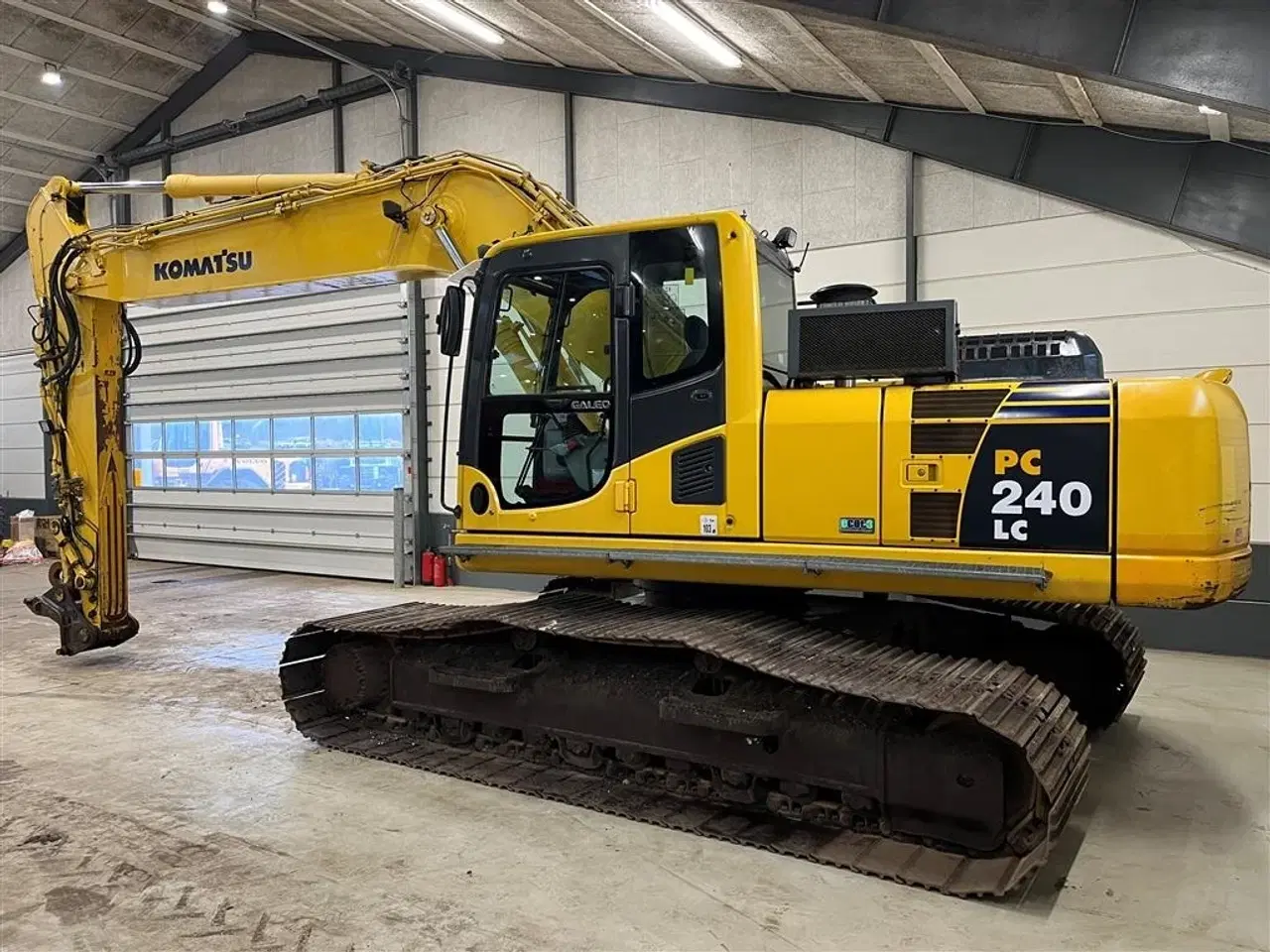 Billede 2 - Komatsu PC240 LC-8 1000 timer. siden ny undervogn