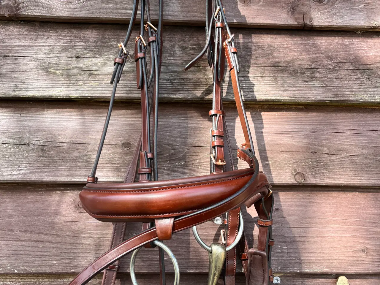 Billede 1 - Byweber trense rosegold