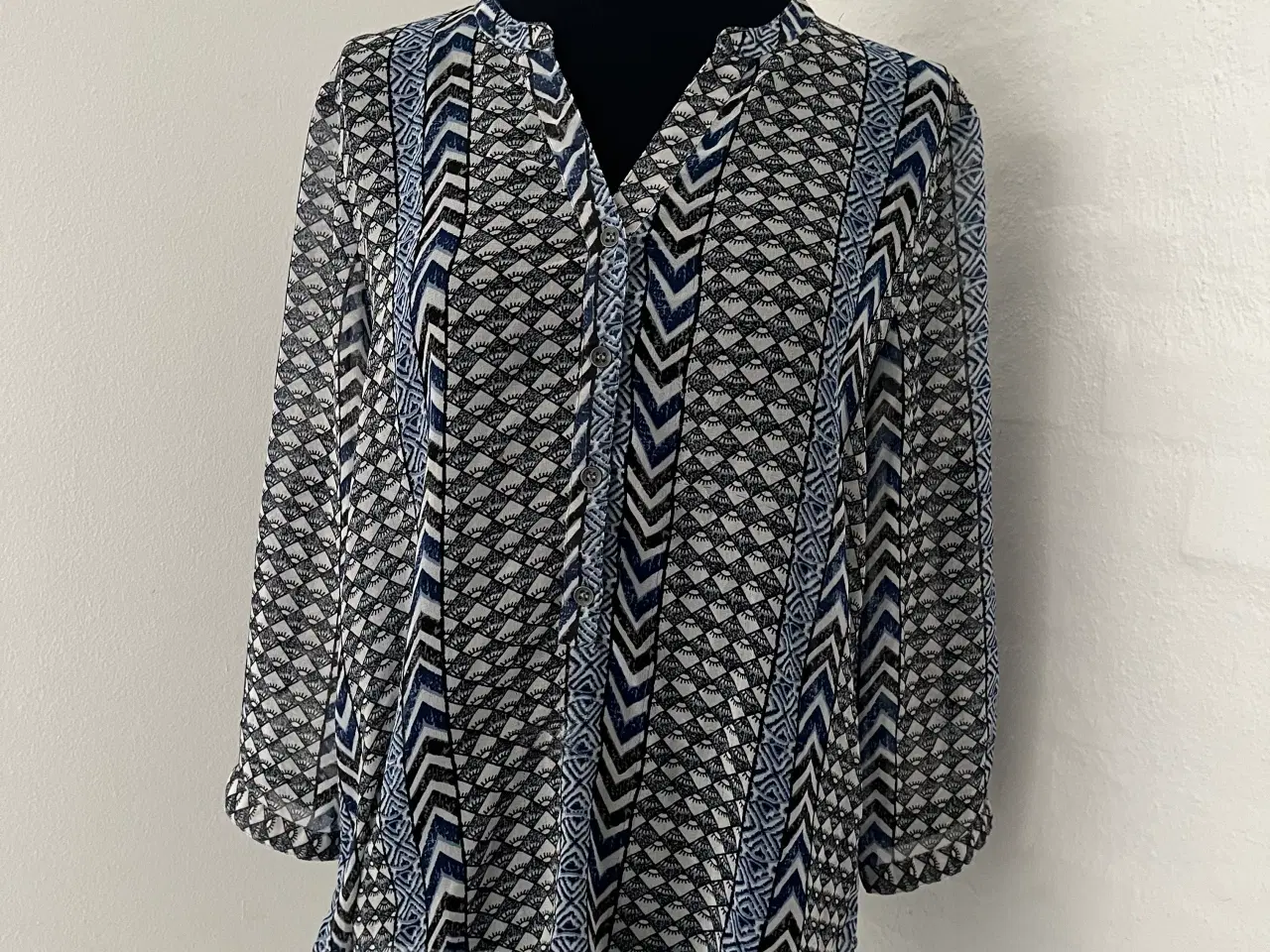 Billede 1 - Bluse str.36
