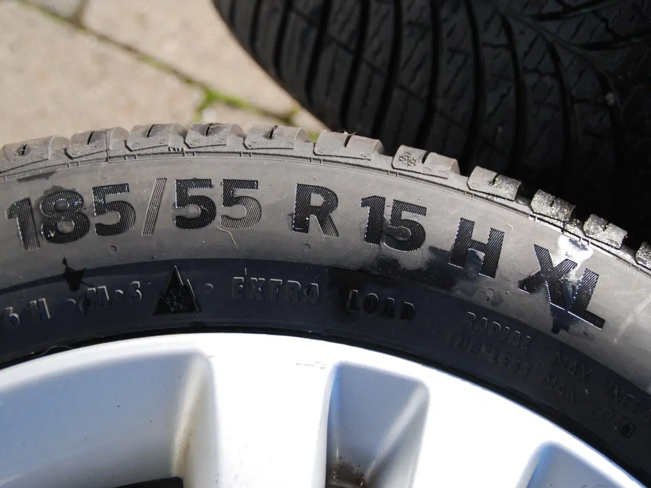 Billede 13 - Helårsdæk på alufælge