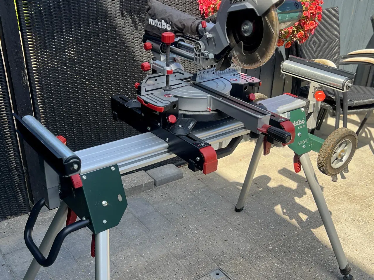 Billede 3 - METABO KGS 216M KAP-/GERINGSSAV + BORD KSU 251
