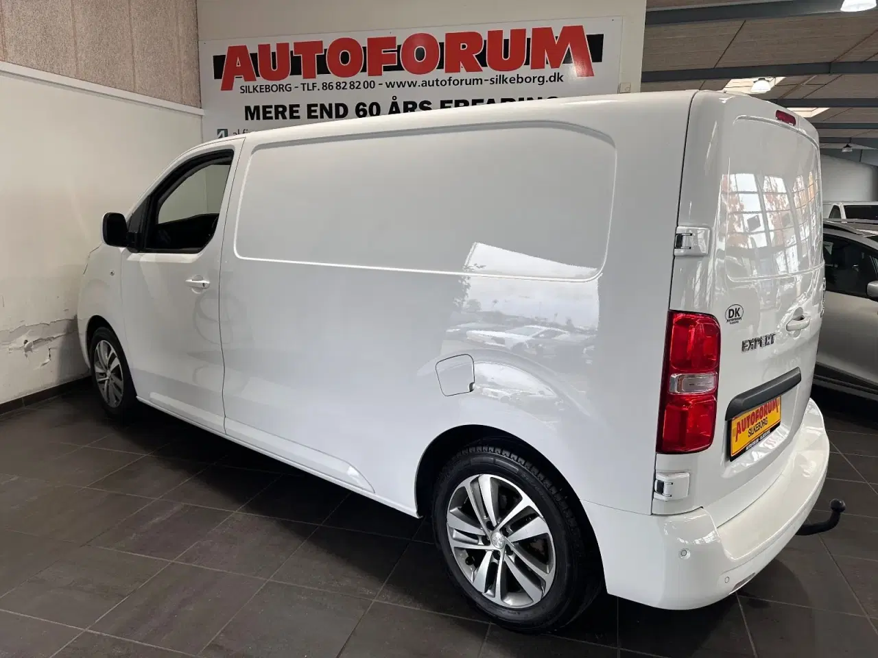 Billede 16 - Peugeot Expert 2,0 BlueHDi 177 L2 Ultimate EAT8 Van