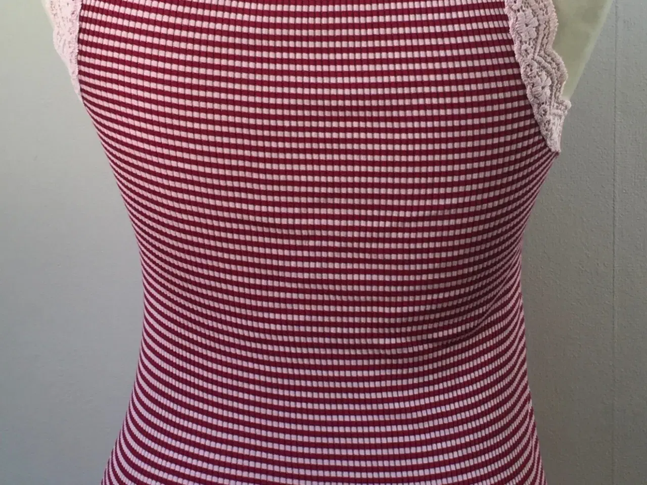 Billede 7 - Rosemunde, to bluser, str L