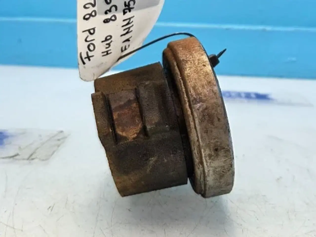Billede 13 - Ford 8210 Hub E1NN7571BA
