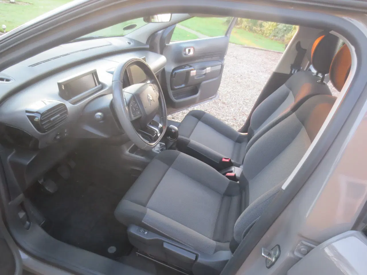 Billede 15 - Citroen C 4 Captus 1.2 Turbo Km 78000.  