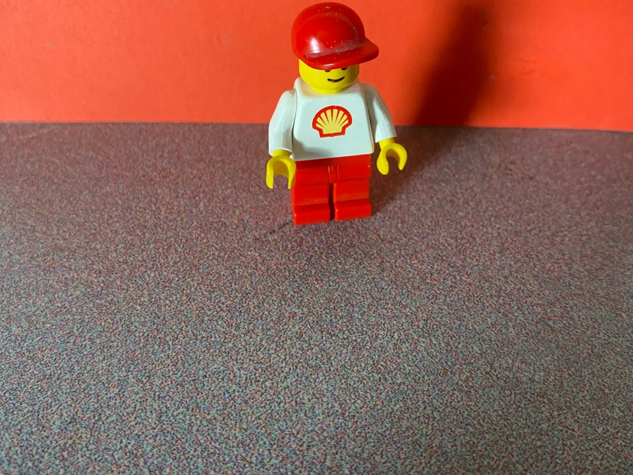 Billede 5 - Lego minifigurer fra omkring 1980 sælges. 