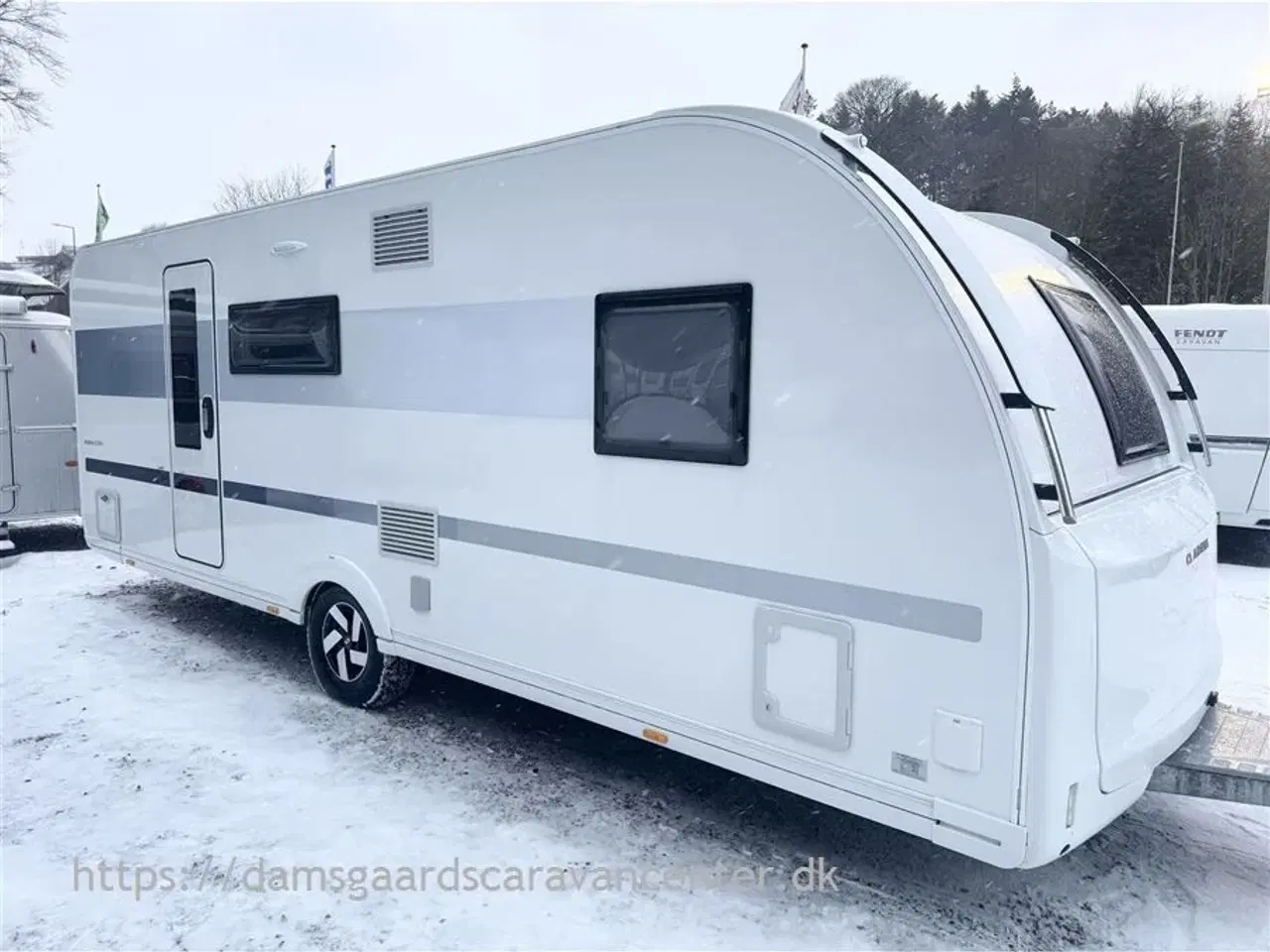 Billede 2 - 2022 - Adria Adora 613 PK Teen   Dobbeltseng-Køjer-Gulvtemp.-Aircon-Telt