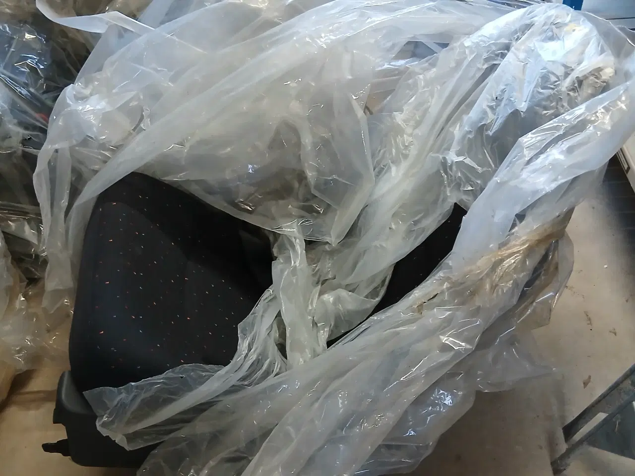 Billede 1 - bagsæder til trajet 