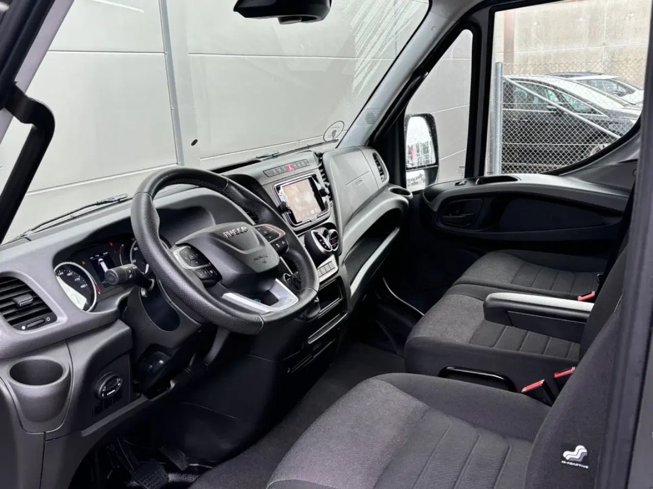 Billede 11 - Iveco Daily 3,0 35S21 12m³ Van AG8