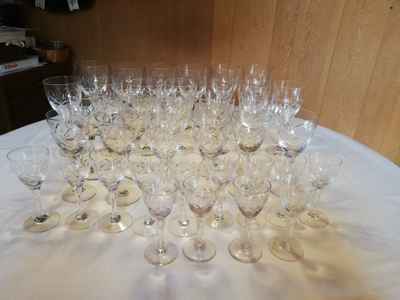 Billede 1 - Ulla glas rødvin, hvidvin og portvin