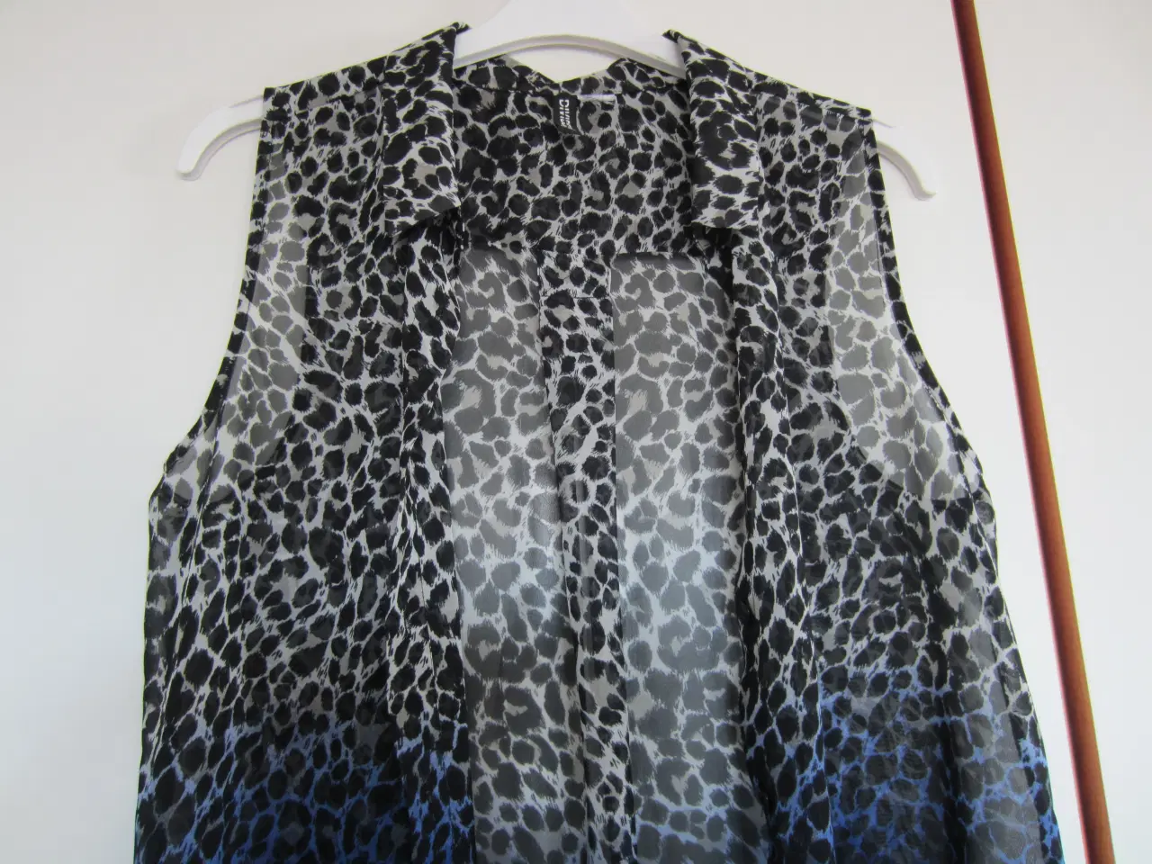 Billede 3 - Flot skjorte i str. M i Gode farver